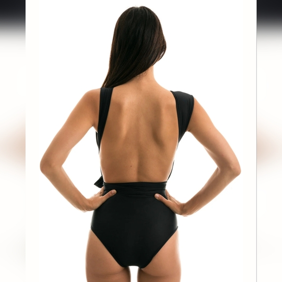 Rio de Sol Body Black Marina Swimsuit,  Size Small NWT - Picture 4 of 6
